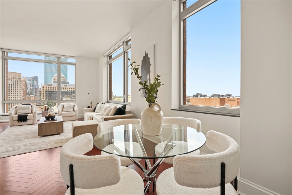 1 Charles St South # 205 Unit: PH-205