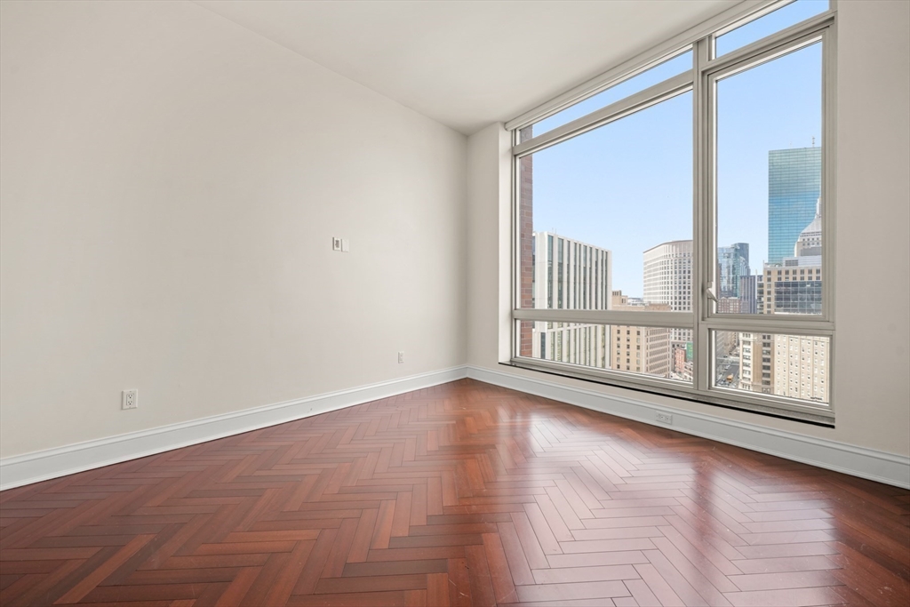 1 Charles St South # 205 Unit: PH-205