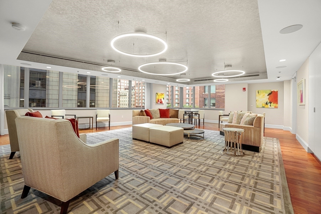 1 Charles St South # 205 Unit: PH-205