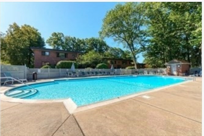 1325 Worcester Rd # A11