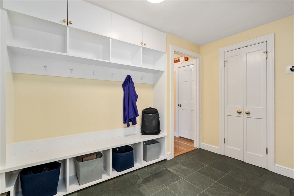 80 Black Oak Rd