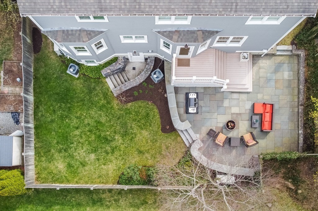 97 Manning St