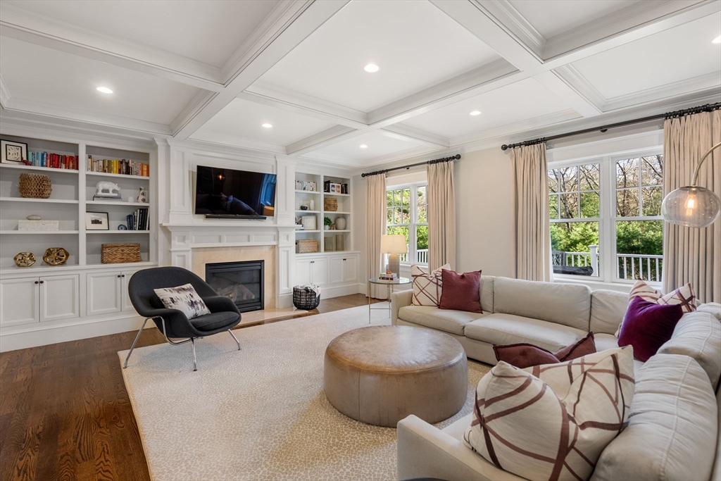 76 Oxbow Rd