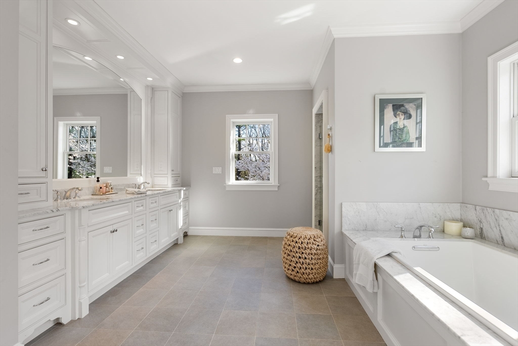 76 Oxbow Rd