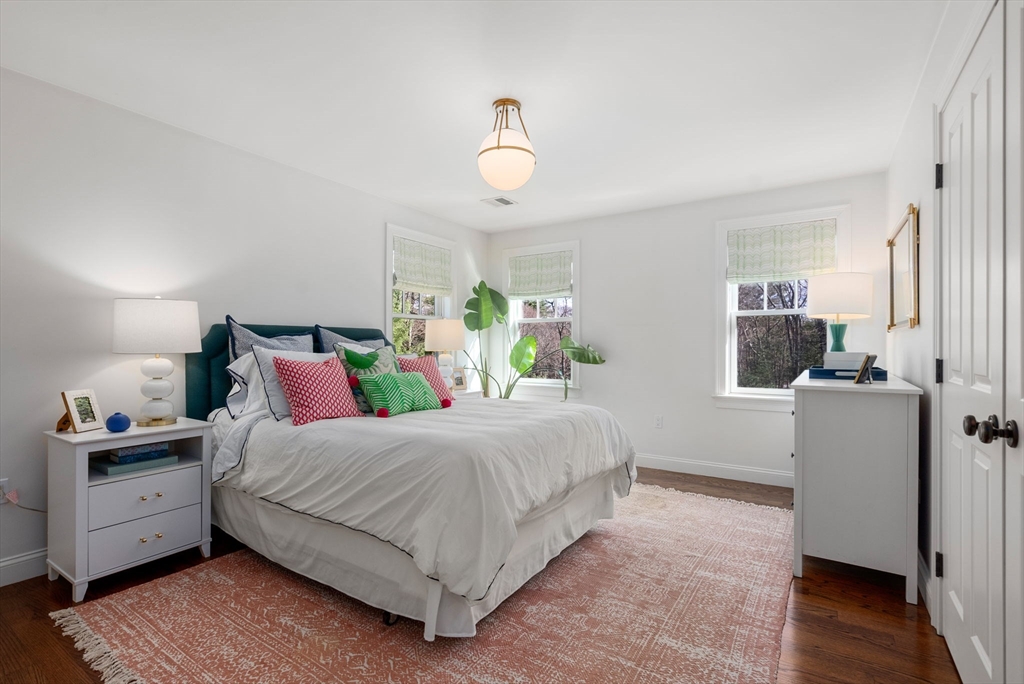 76 Oxbow Rd