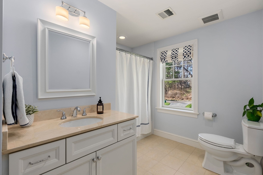 76 Oxbow Rd