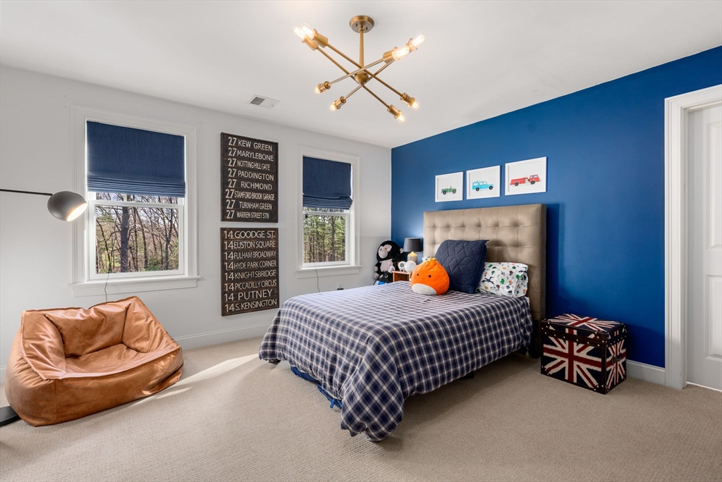 76 Oxbow Rd