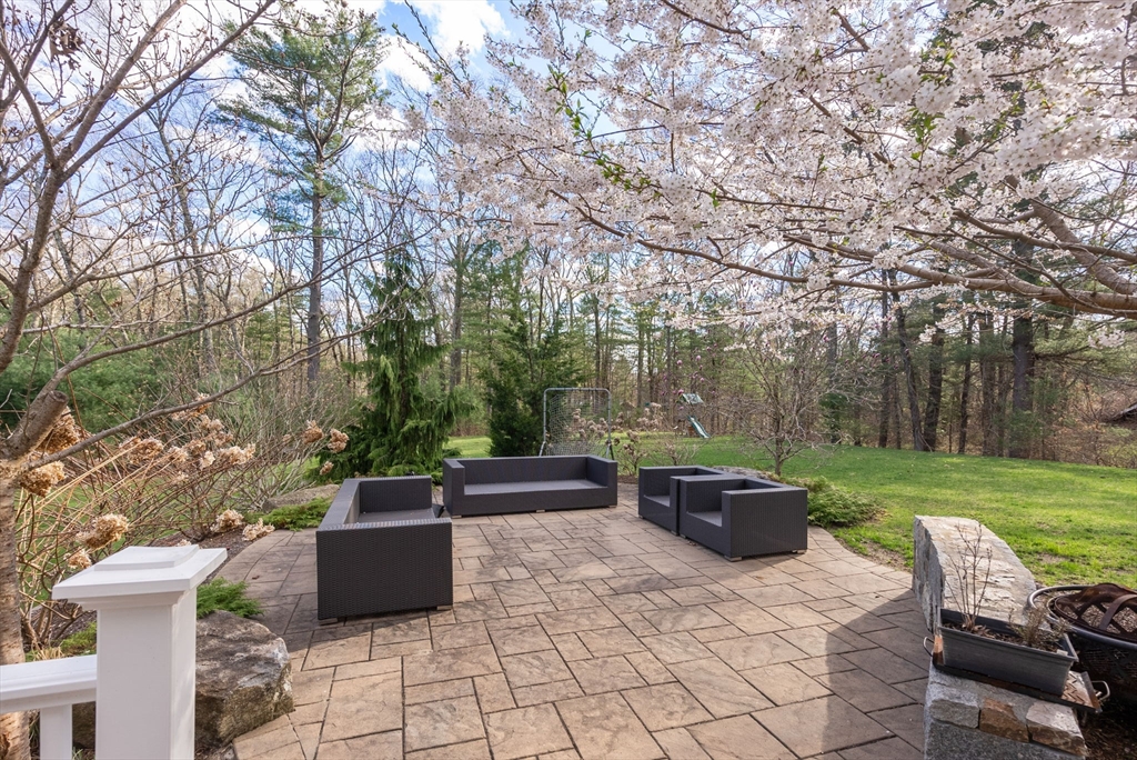 76 Oxbow Rd
