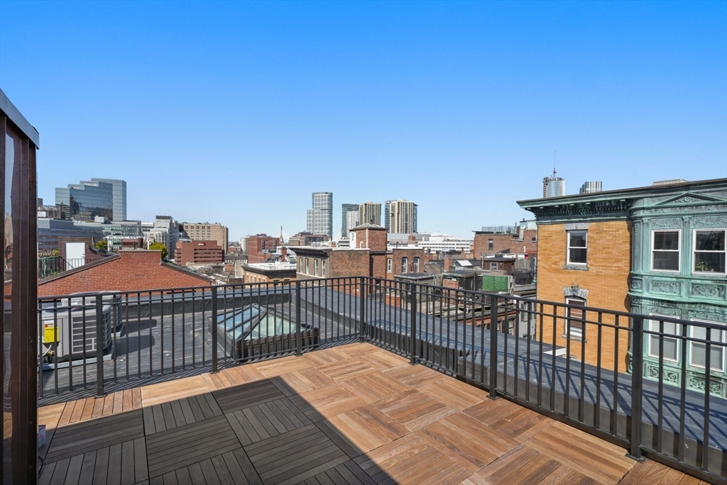 112 Myrtle St