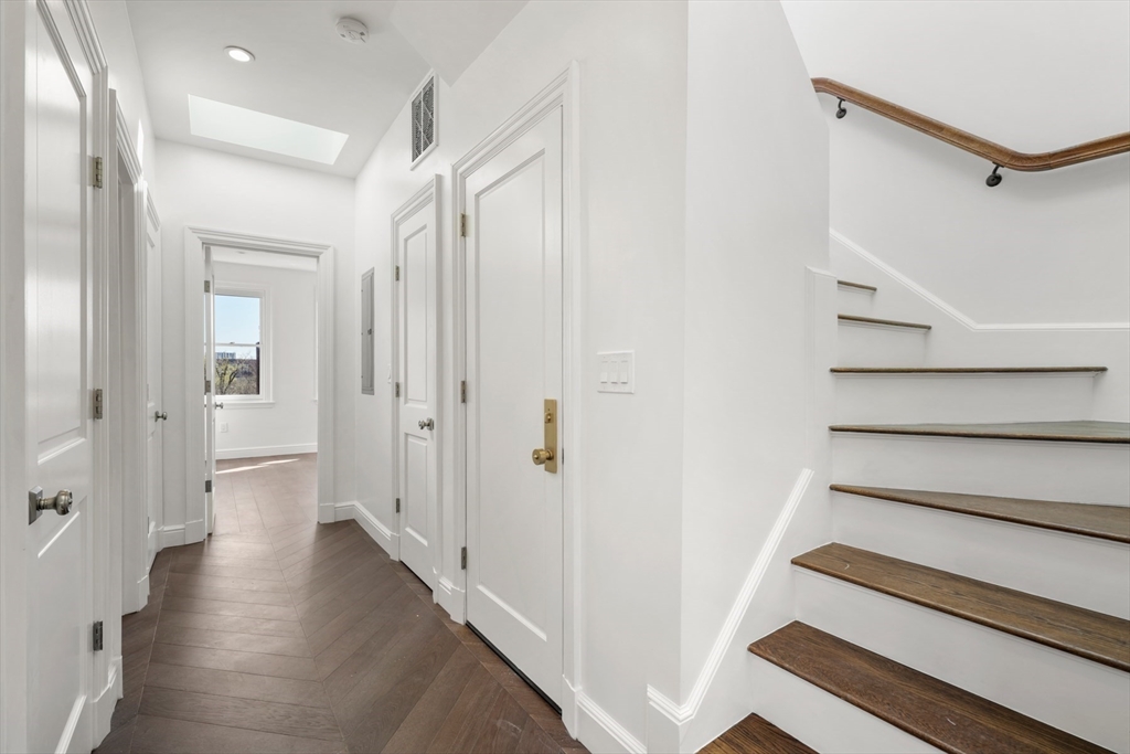 112 Myrtle St