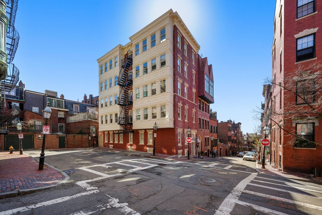 112 Myrtle # 3A