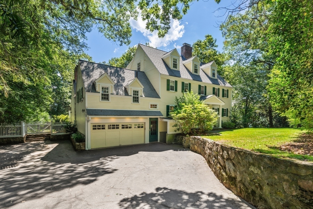 103 Loring Rd