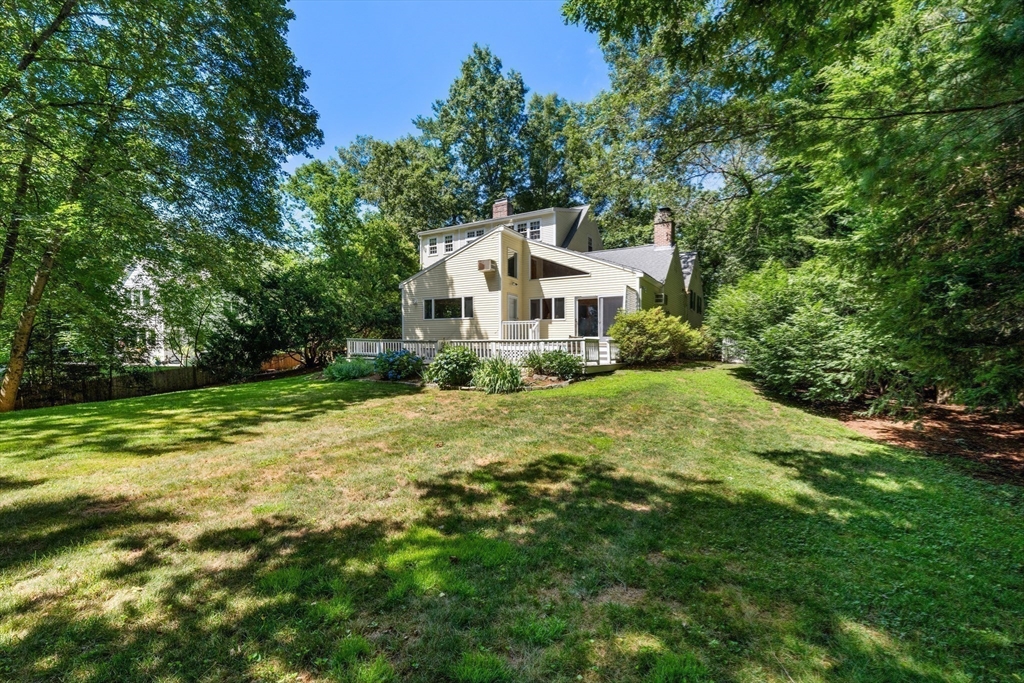103 Loring Rd
