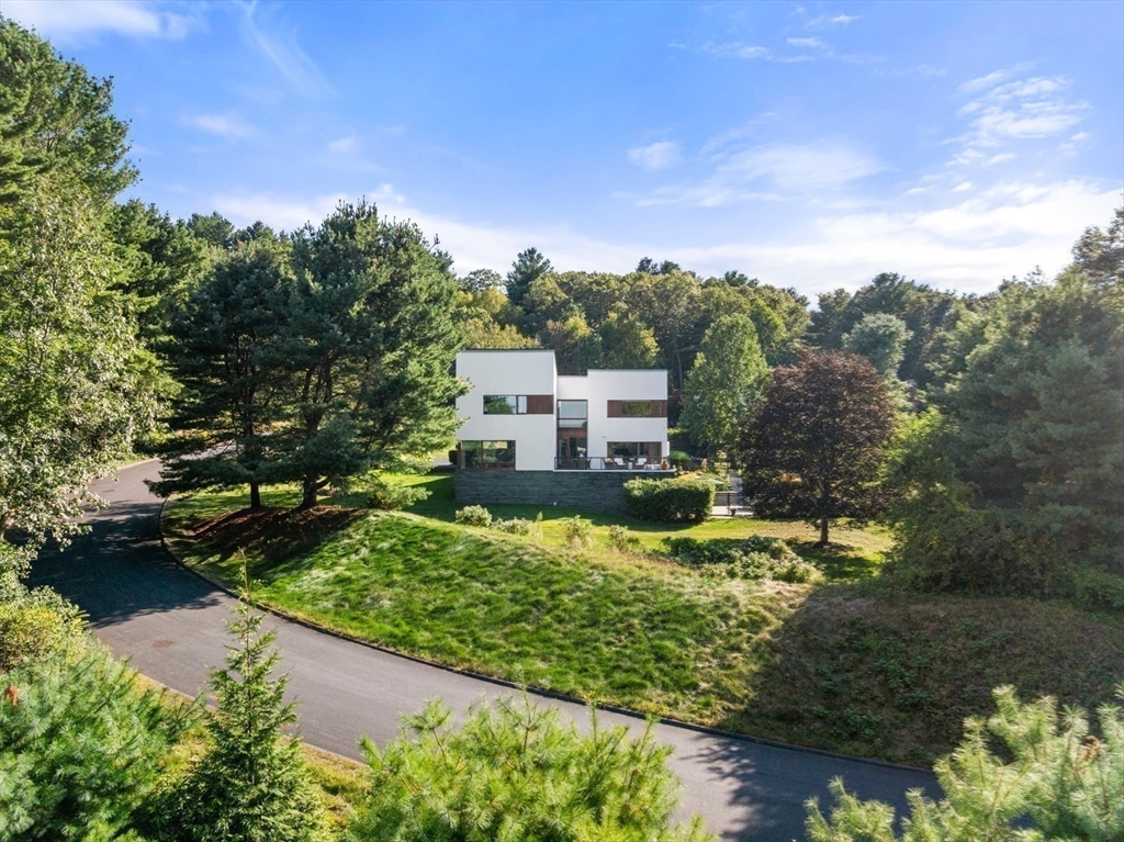 2 Forest Hill Road