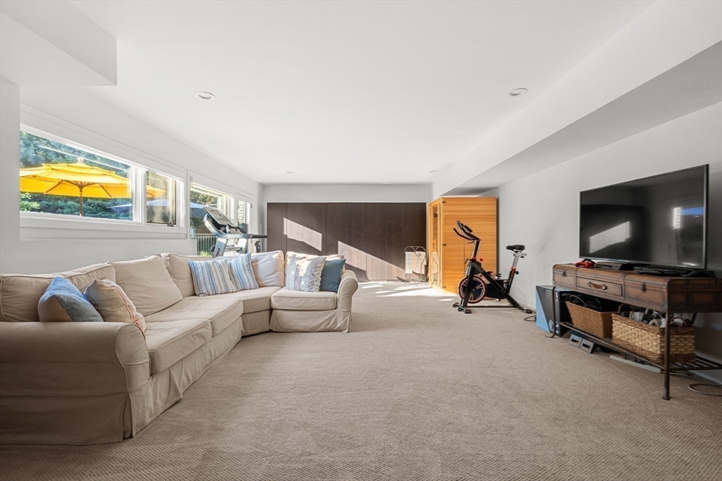 2 Forest Hill Road