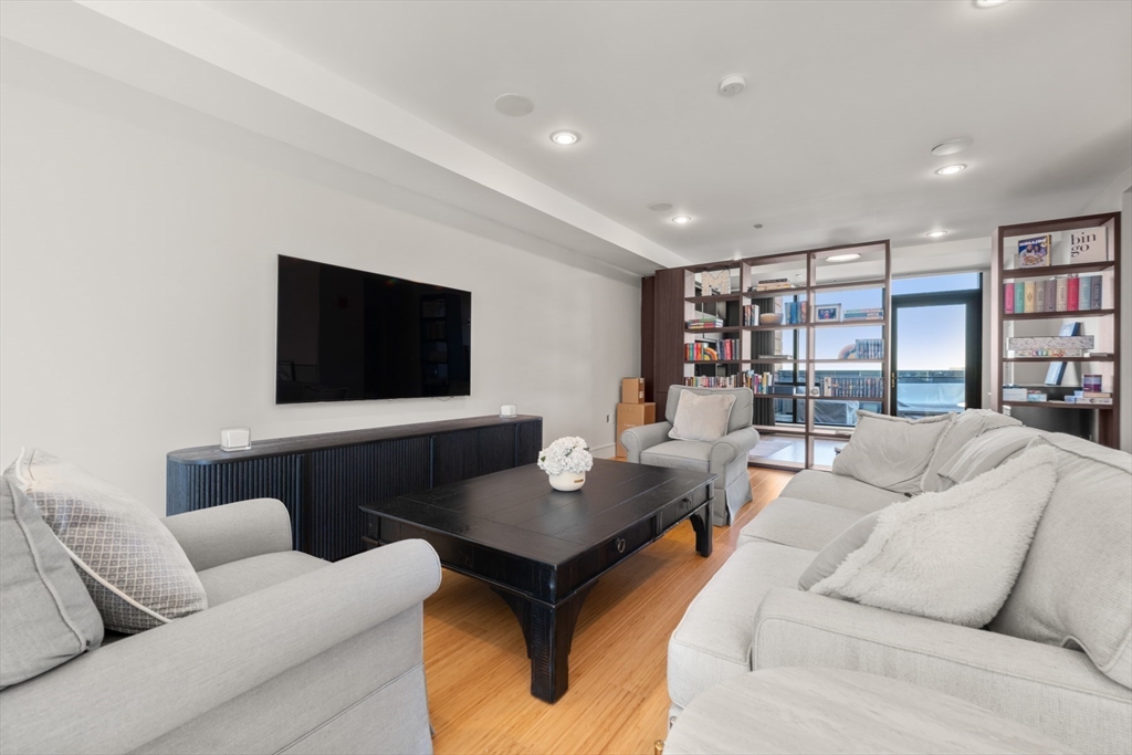 45 Province St # 2404