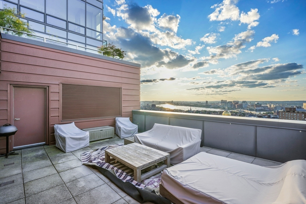 45 Province St # 2404