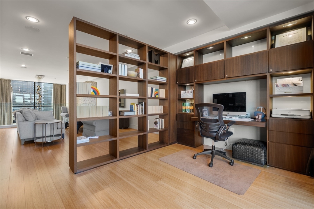 45 Province St # 2404