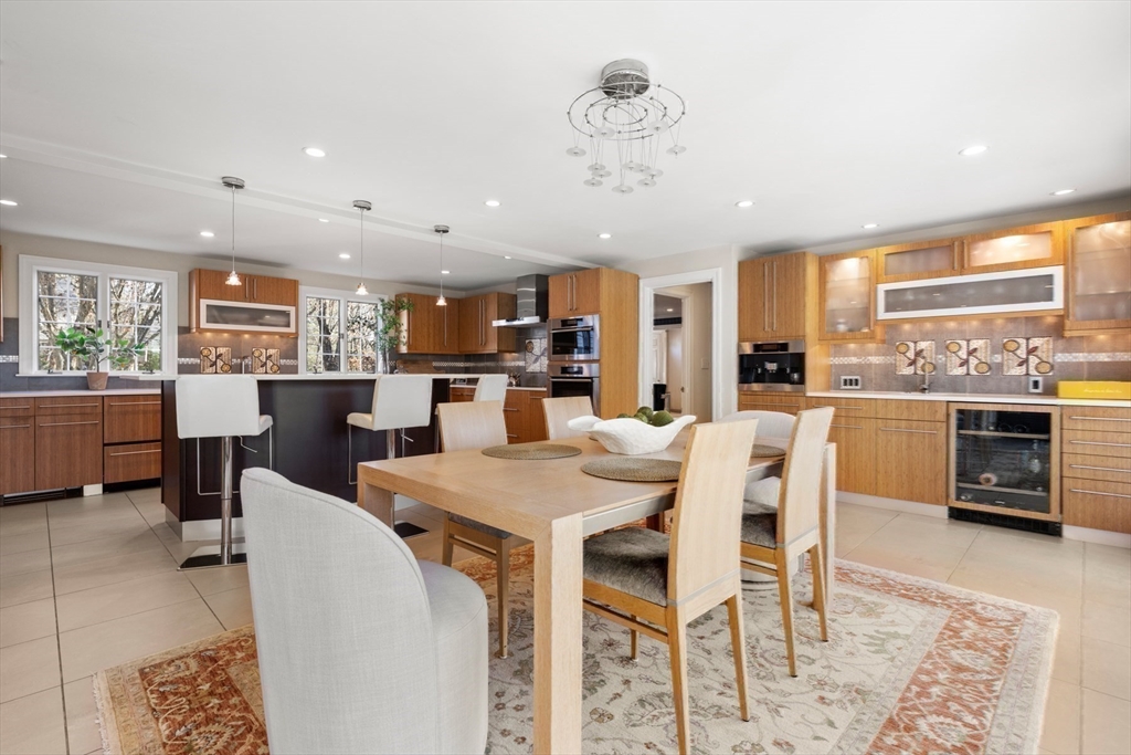 84 Royalston Rd