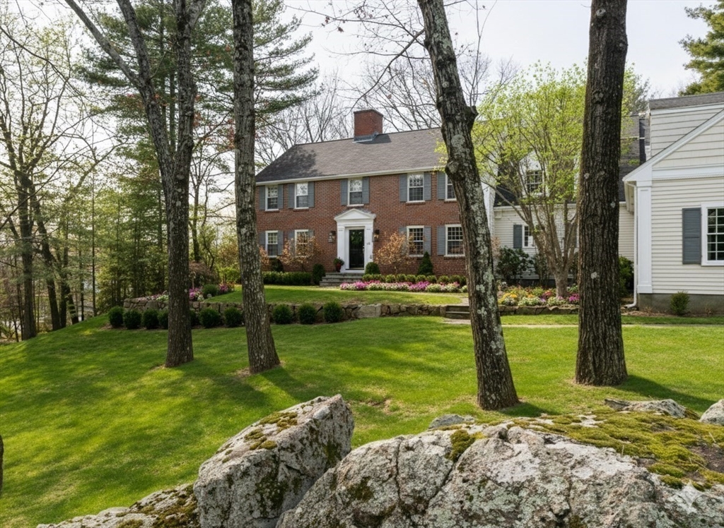 84 Royalston Rd