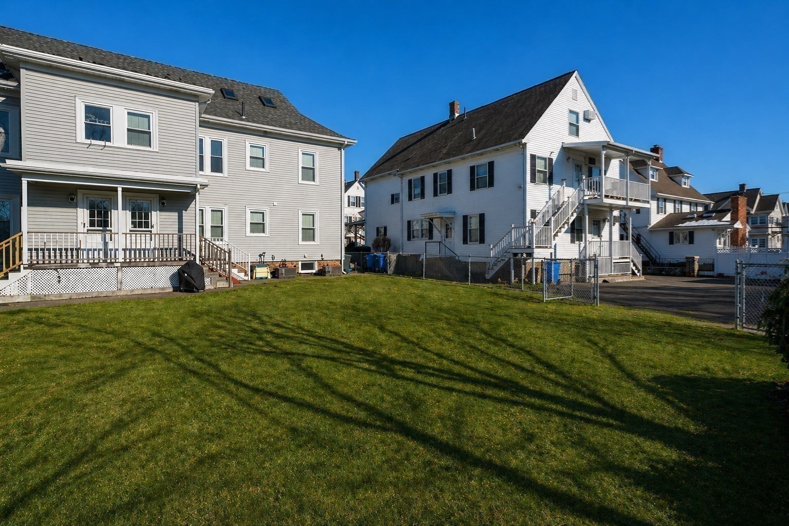 215 Ash St # 3