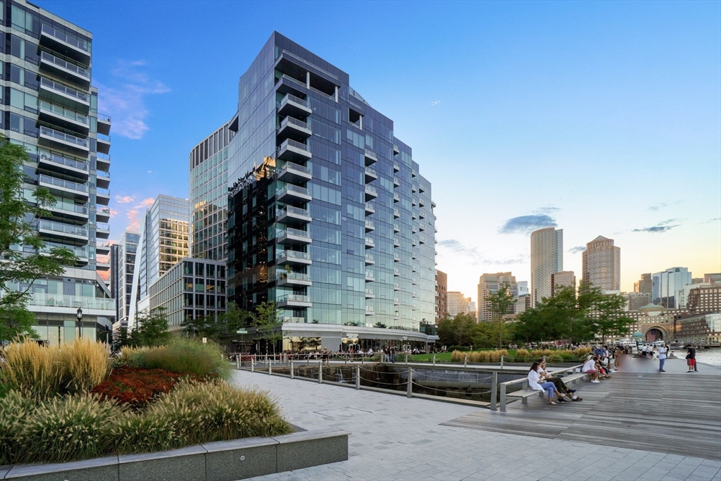 22 Liberty Dr # 9m