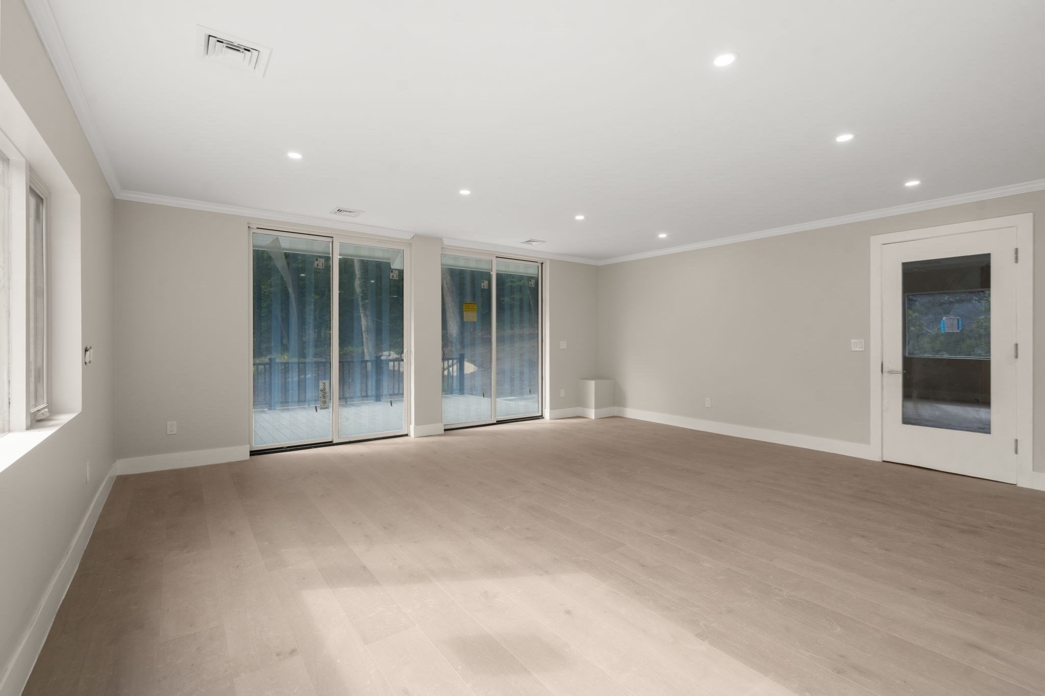 8 Irene Rd