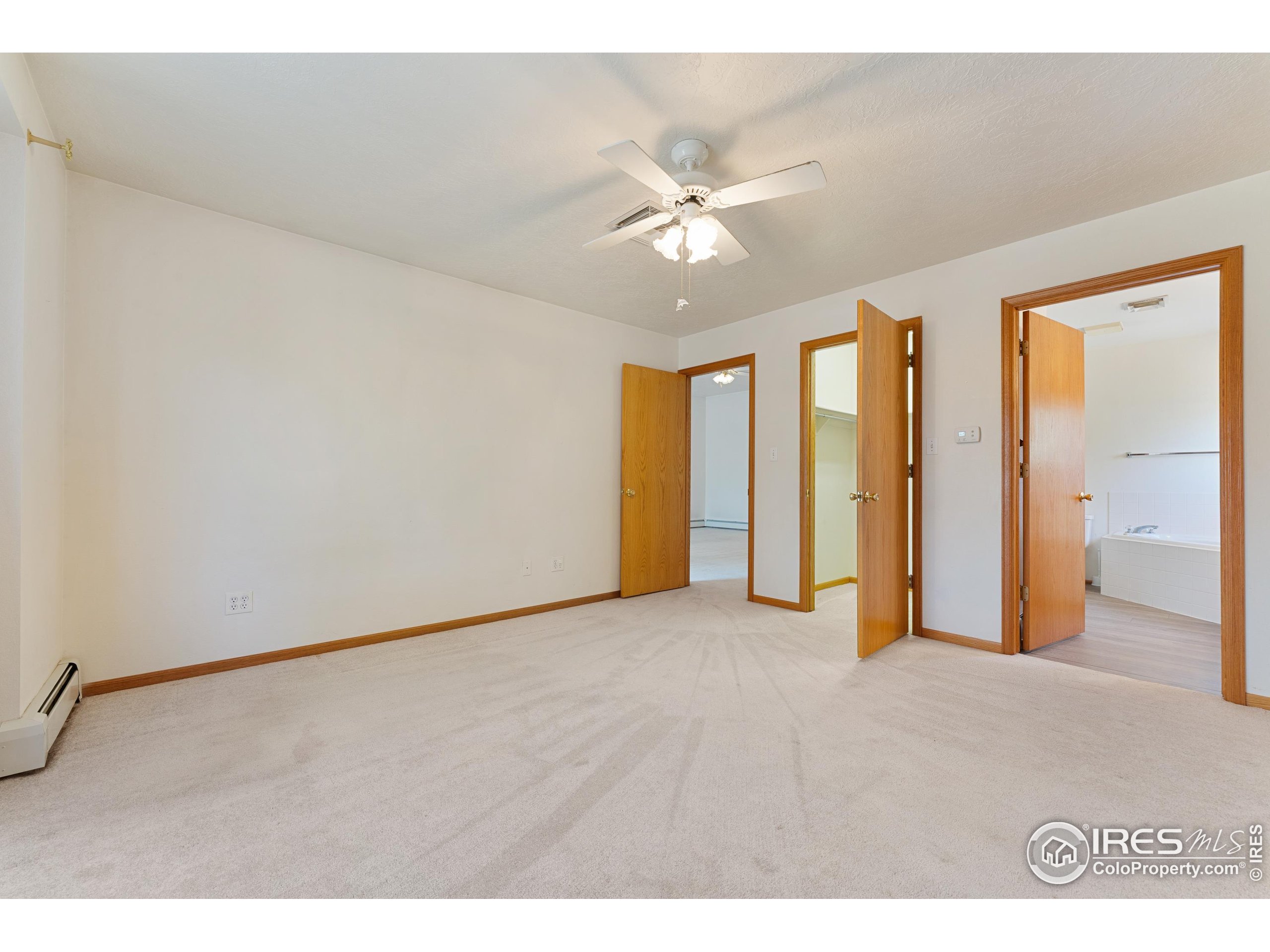 1201 Sharlyn Ct
