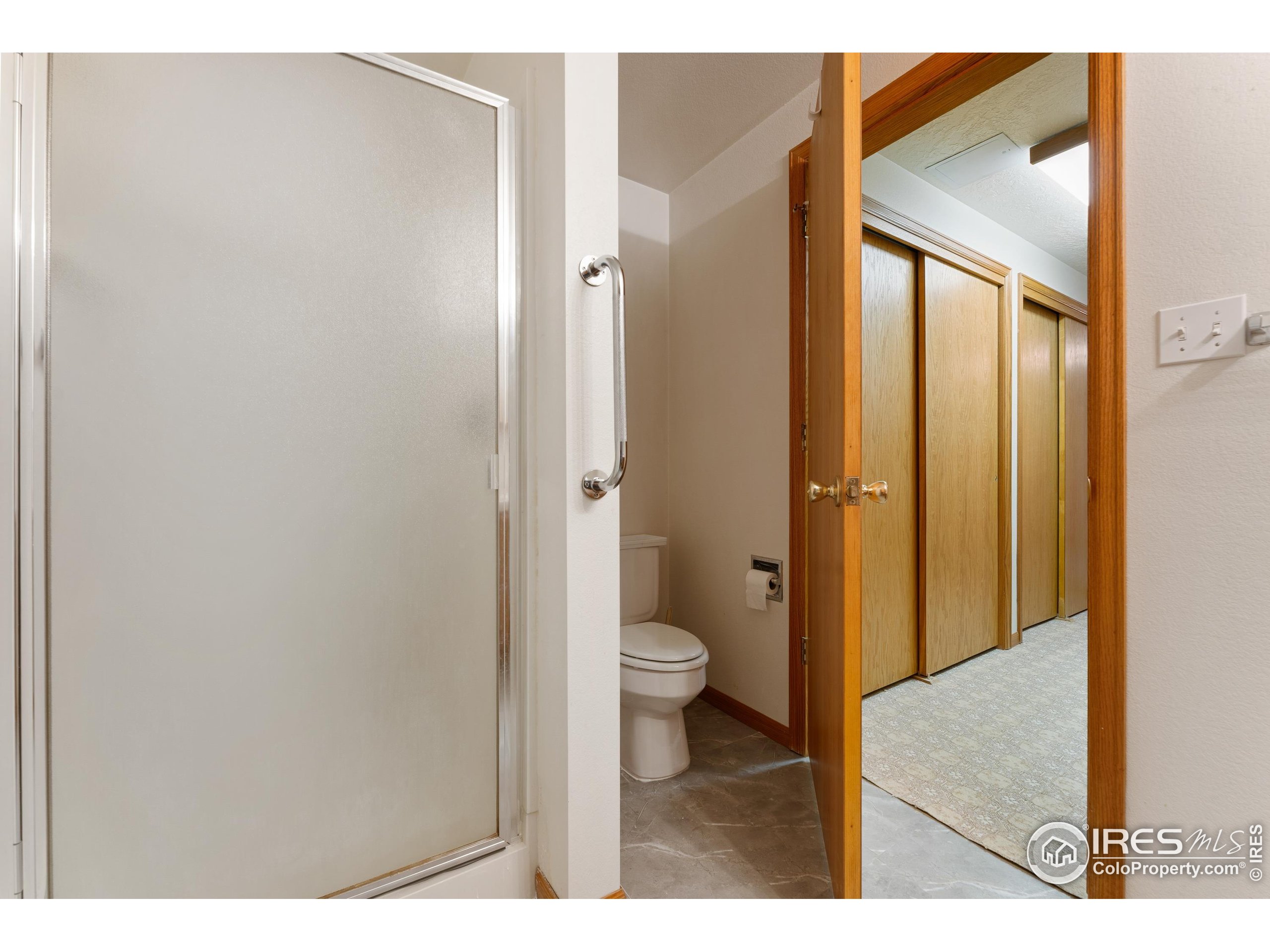1201 Sharlyn Ct