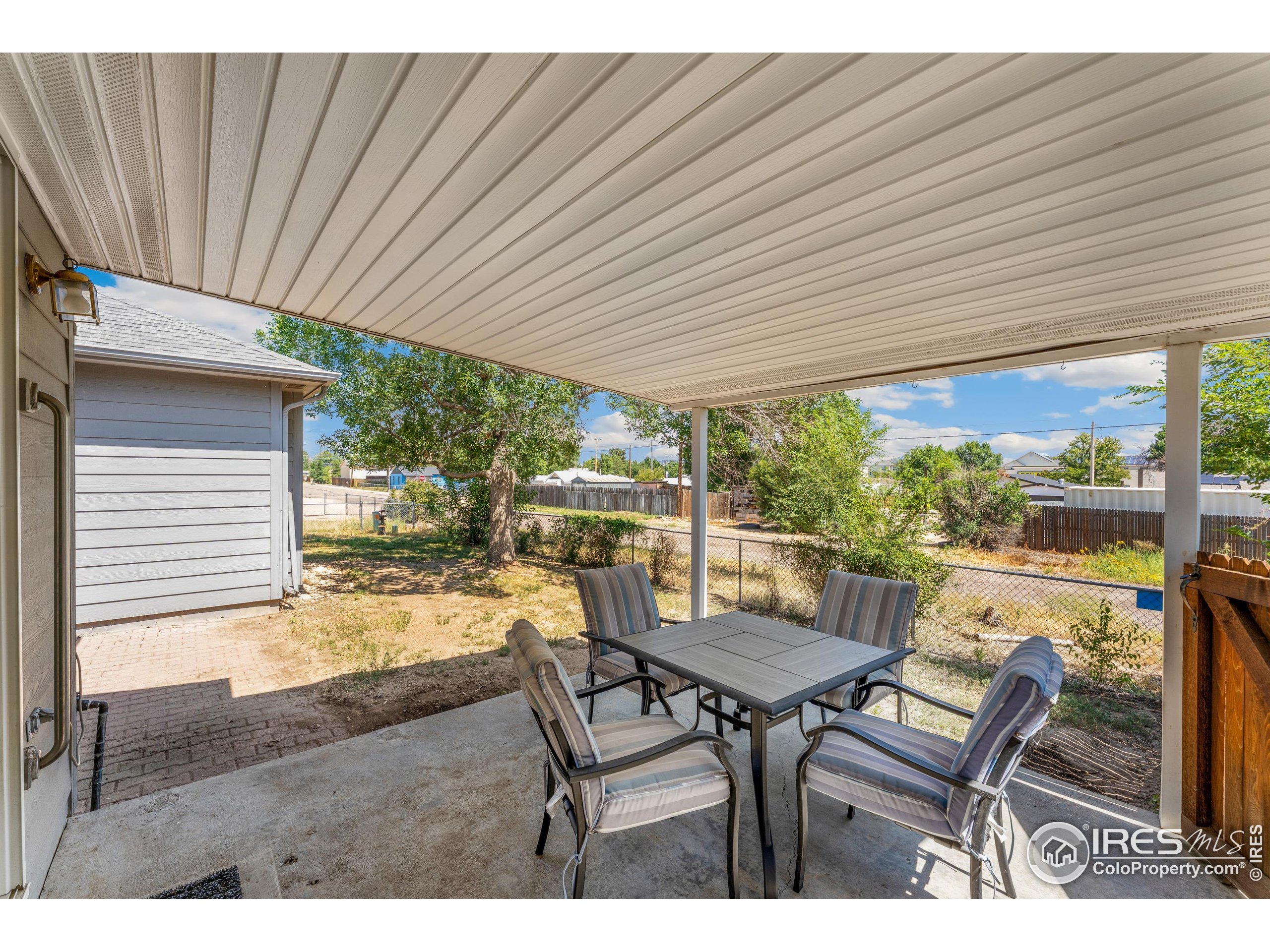 1201 Sharlyn Ct