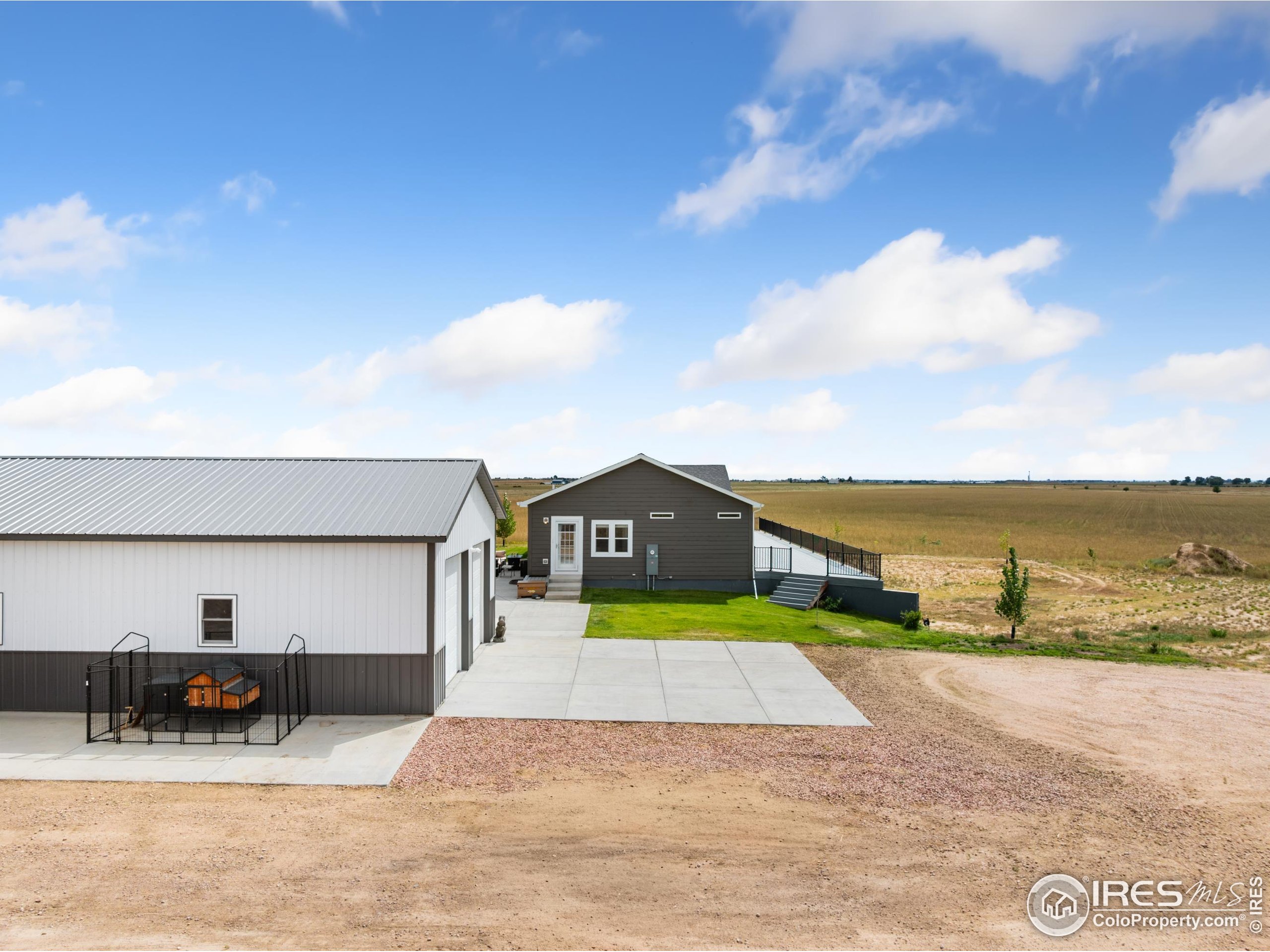 16692 County Road 94