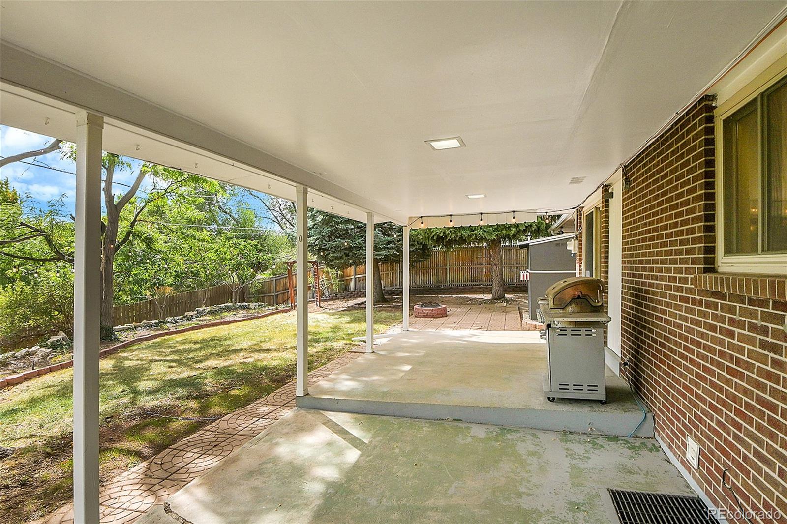 12036 W Wisconsin Drive
