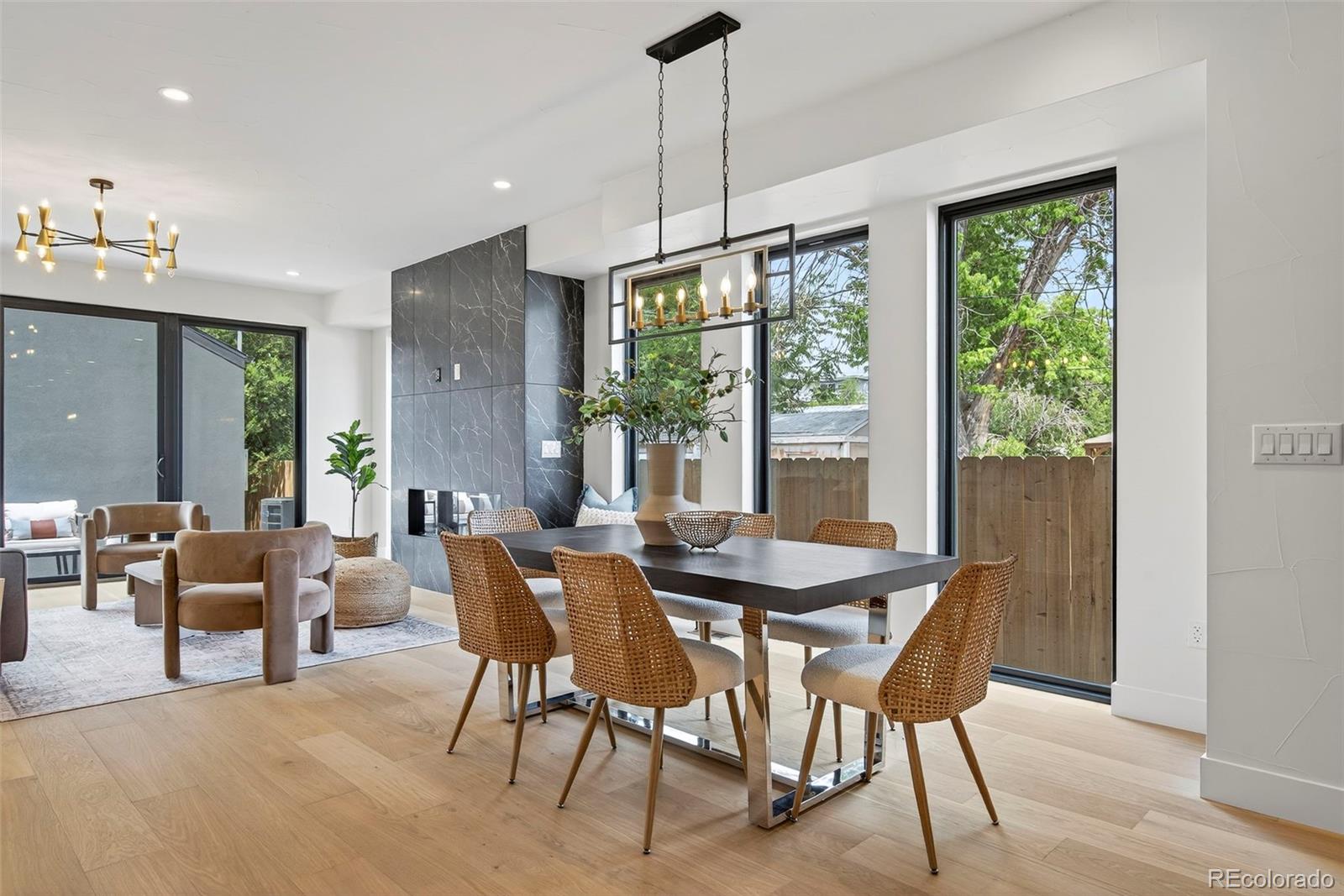 3047 S Cherokee Street