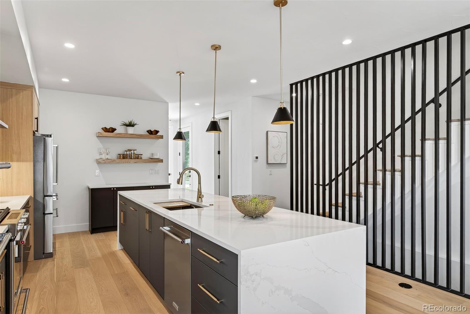 3047 S Cherokee Street