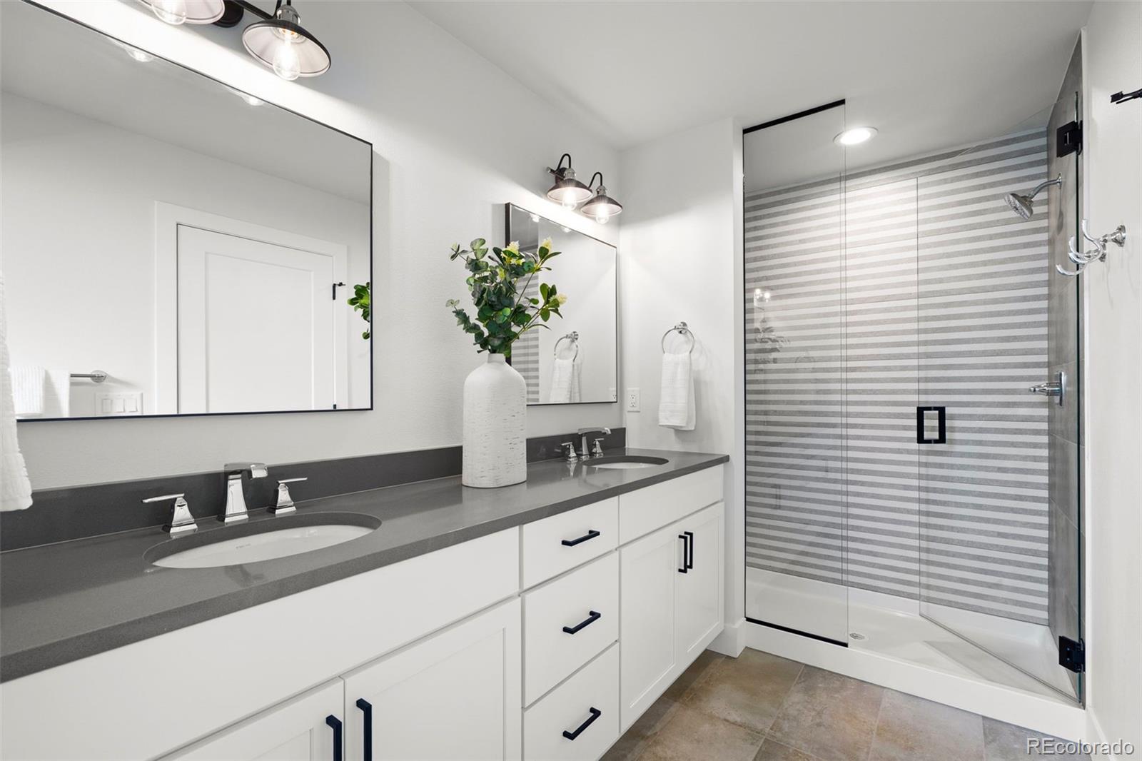 5419 Allison Street Unit: F