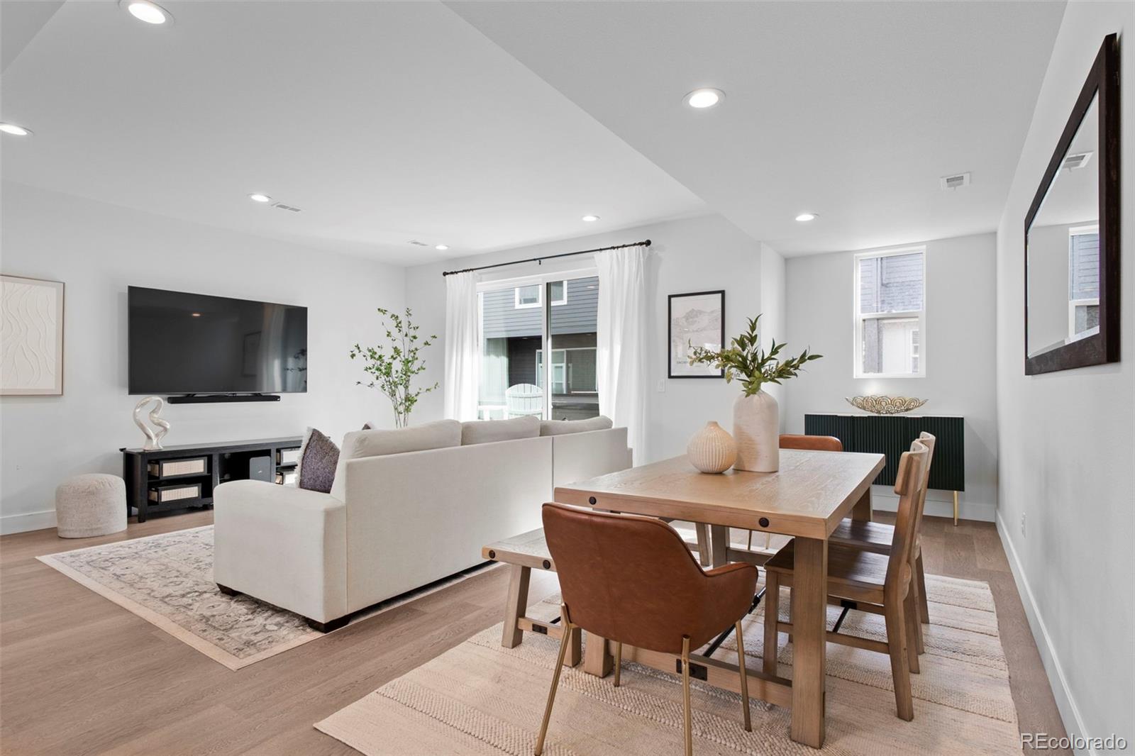 5419 Allison Street Unit: F