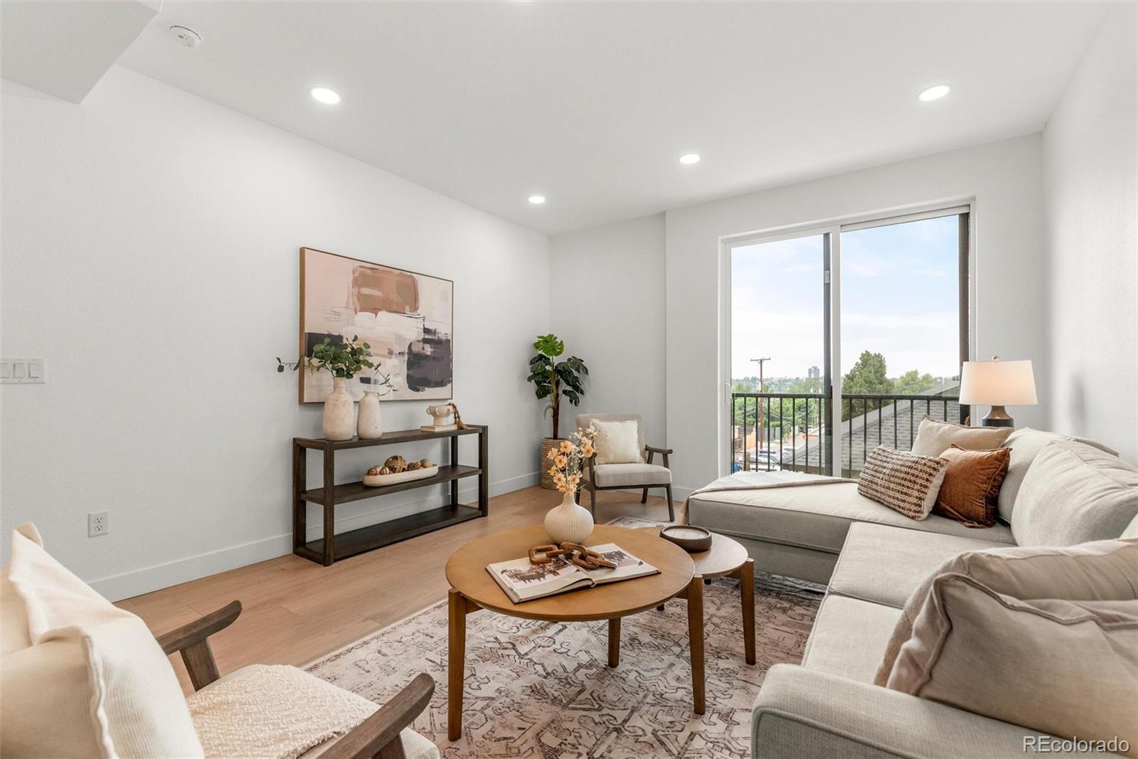 5128 W 26th Avenue Unit: 312