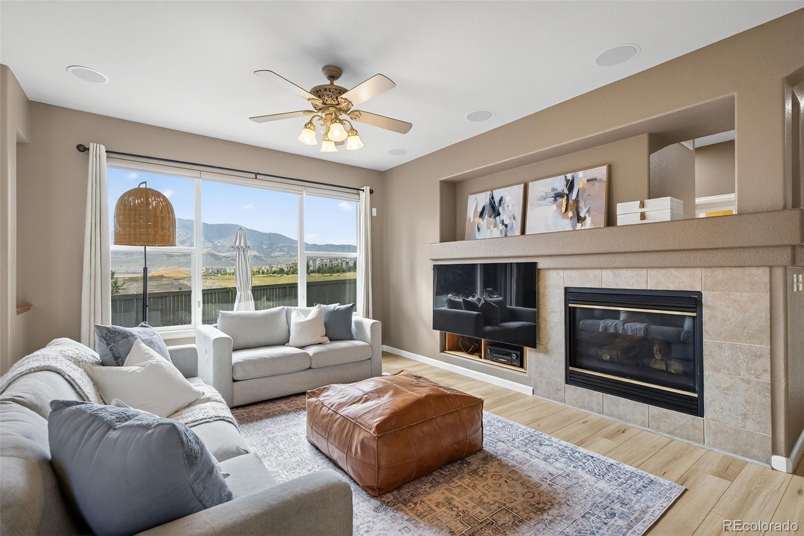 14682 W Amherst Place