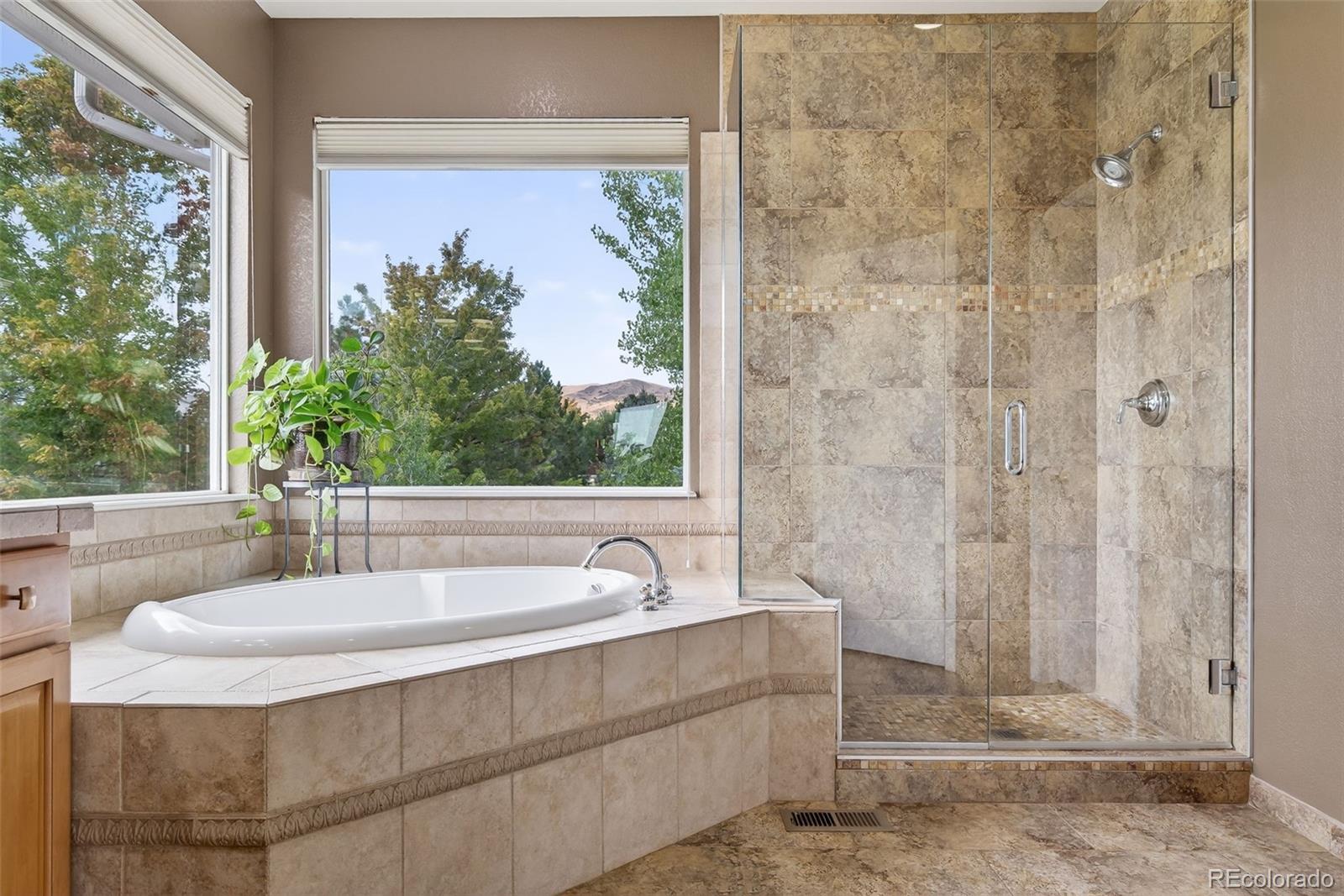 14682 W Amherst Place