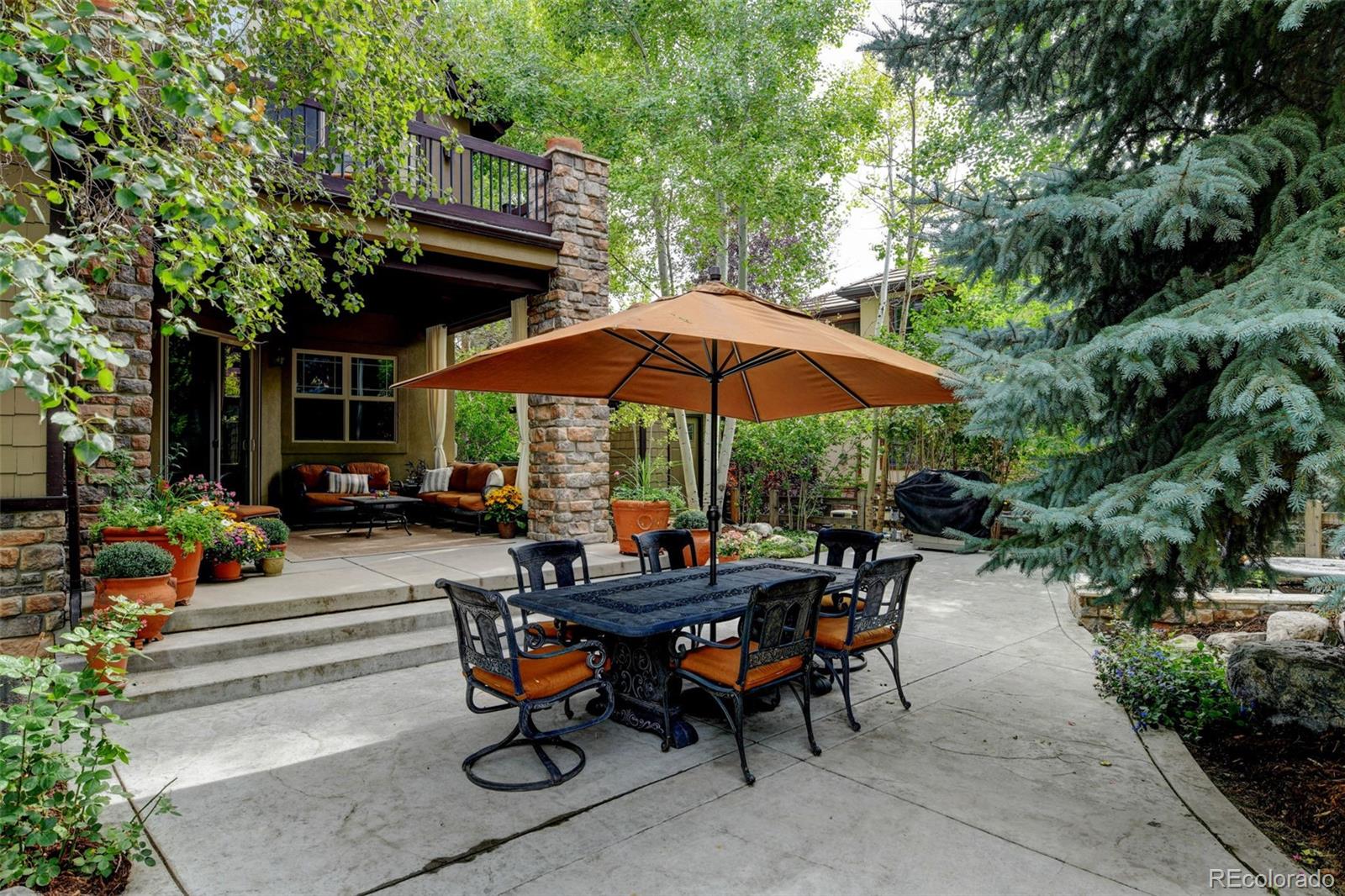 2121 Jade Way
