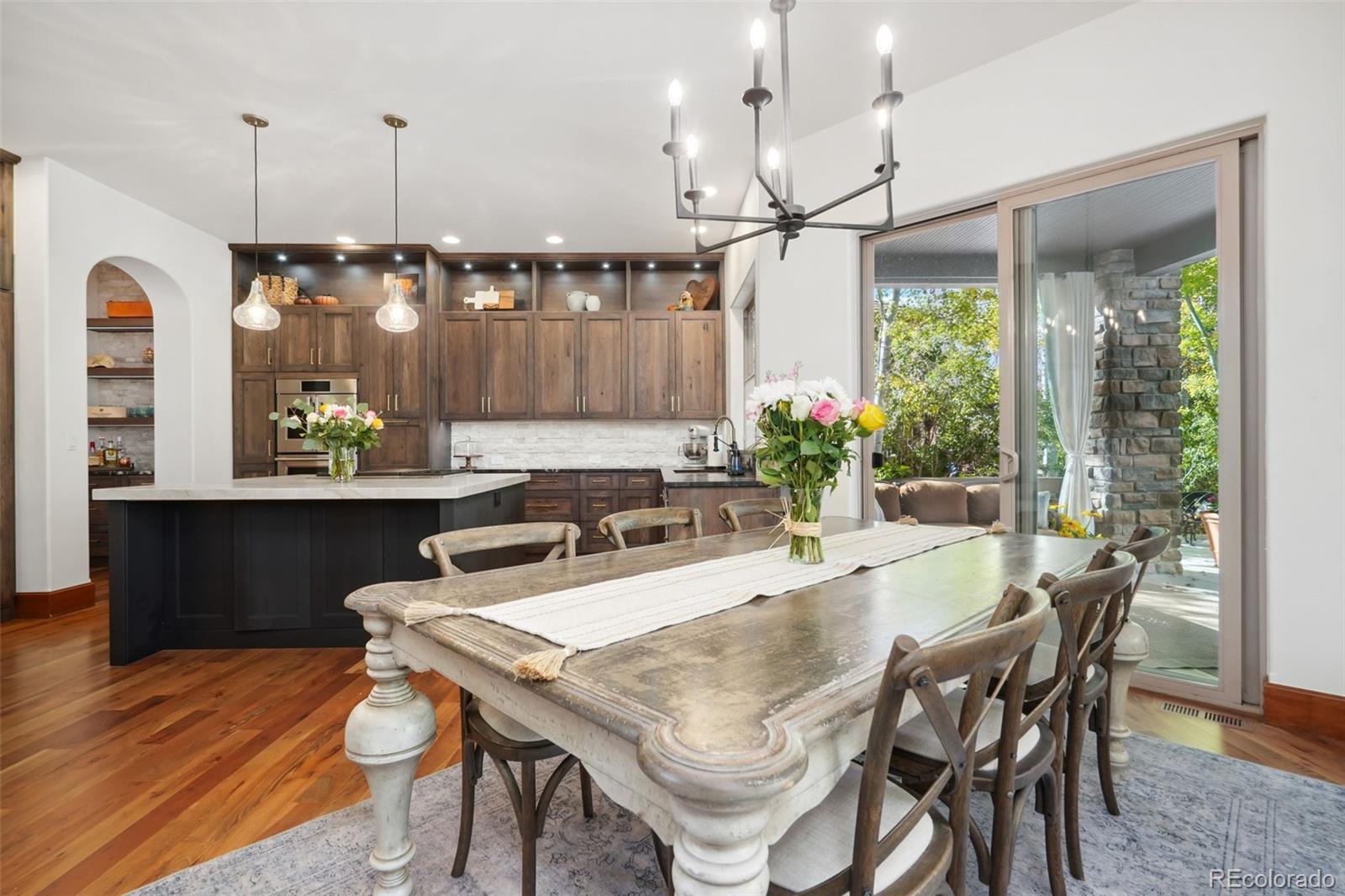 2121 Jade Way