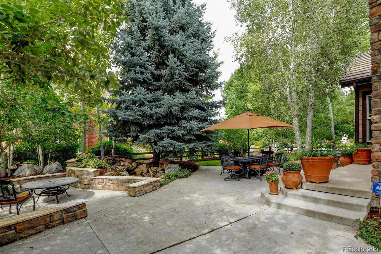 2121 Jade Way