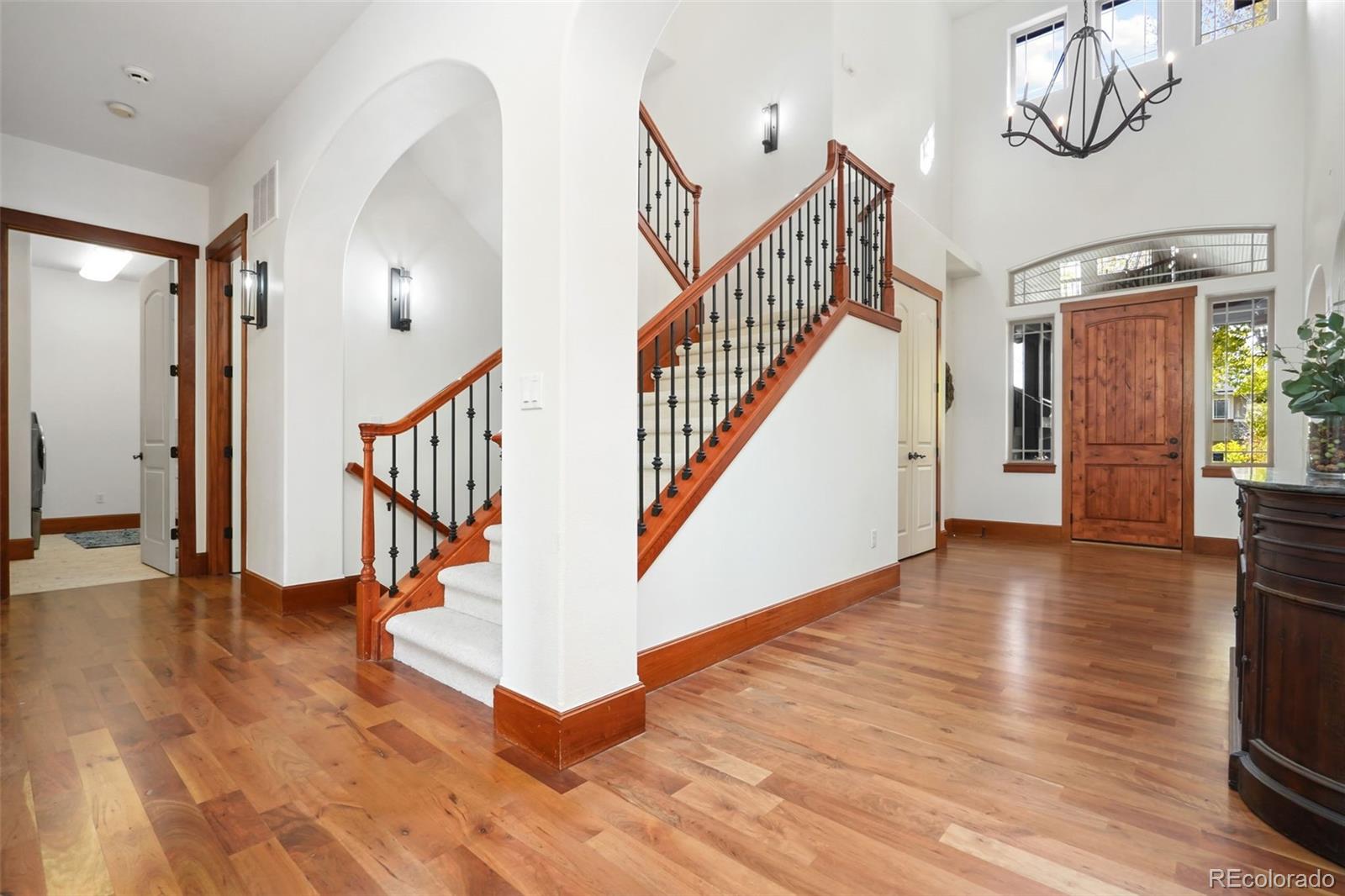 2121 Jade Way