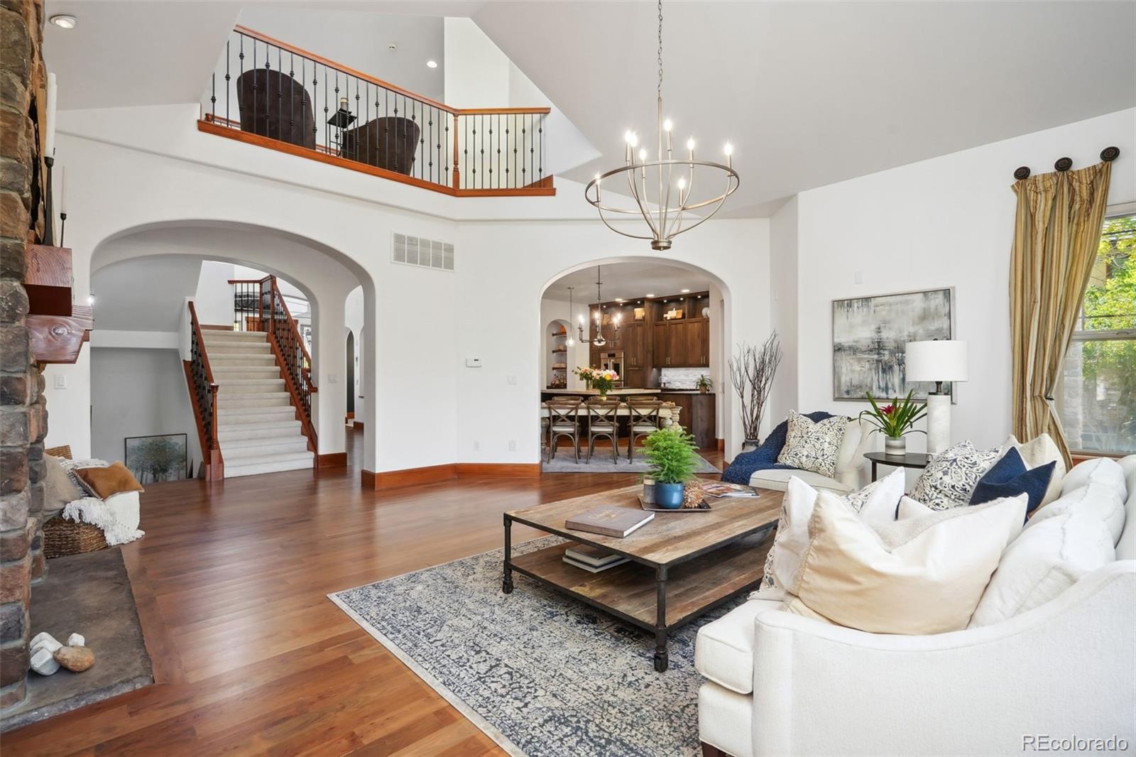 2121 Jade Way