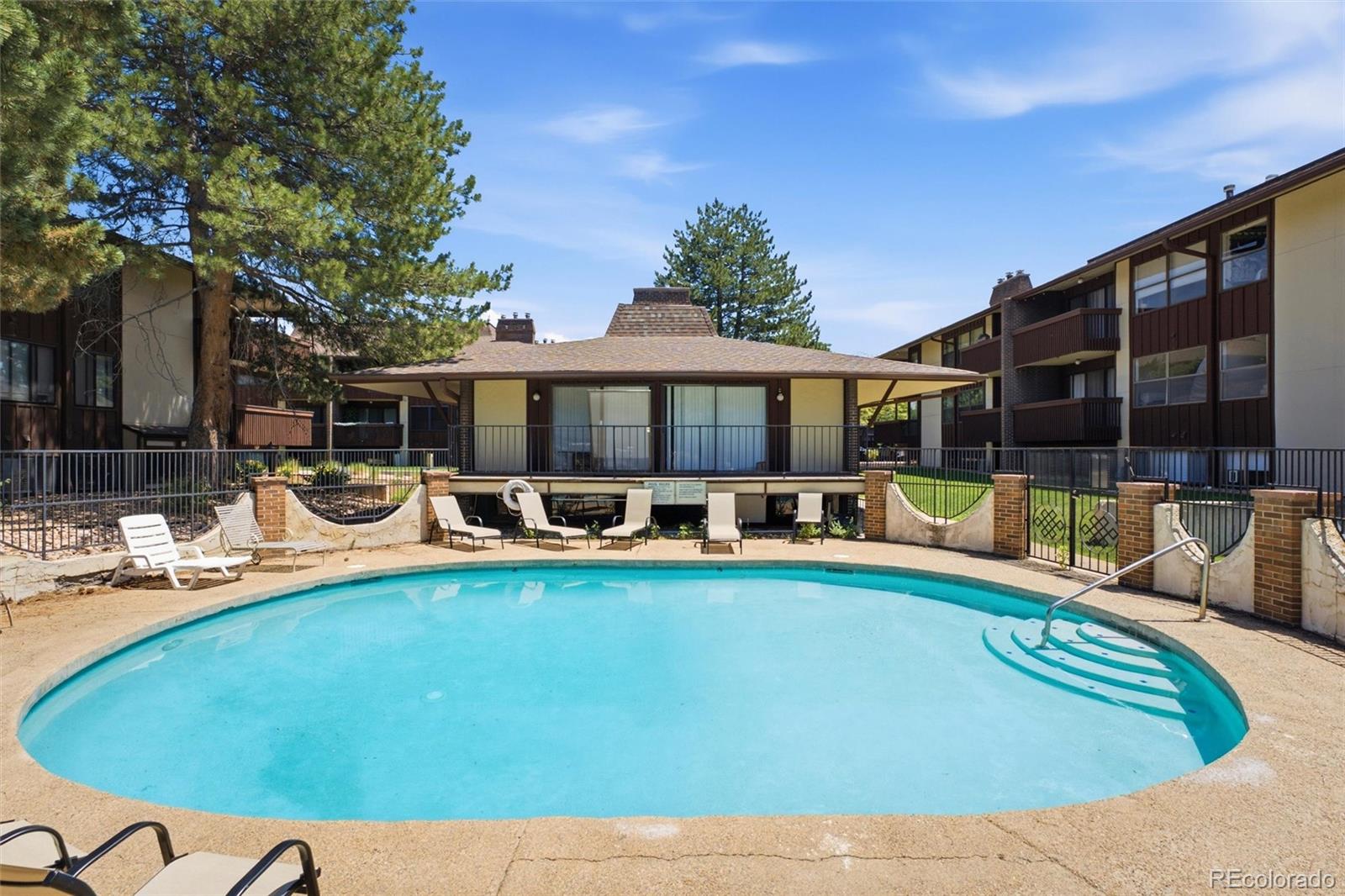 500 Manhattan Drive Unit: C10