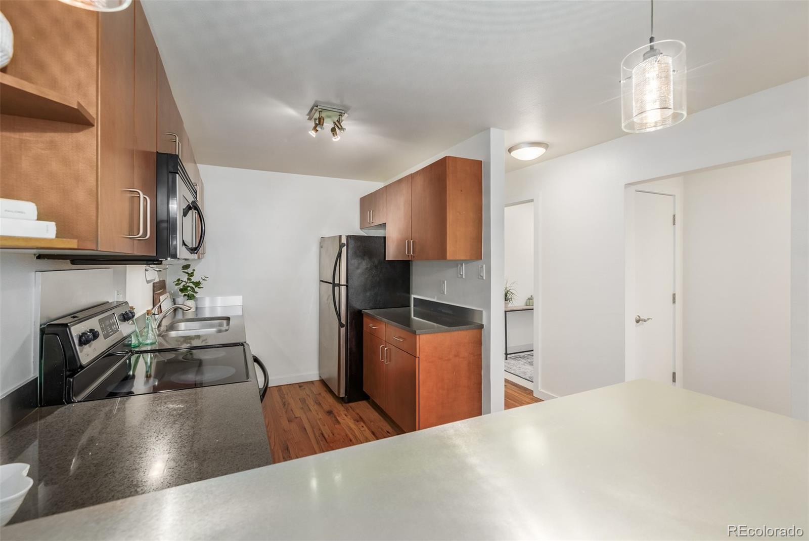 1245 Columbine Street Unit: 205