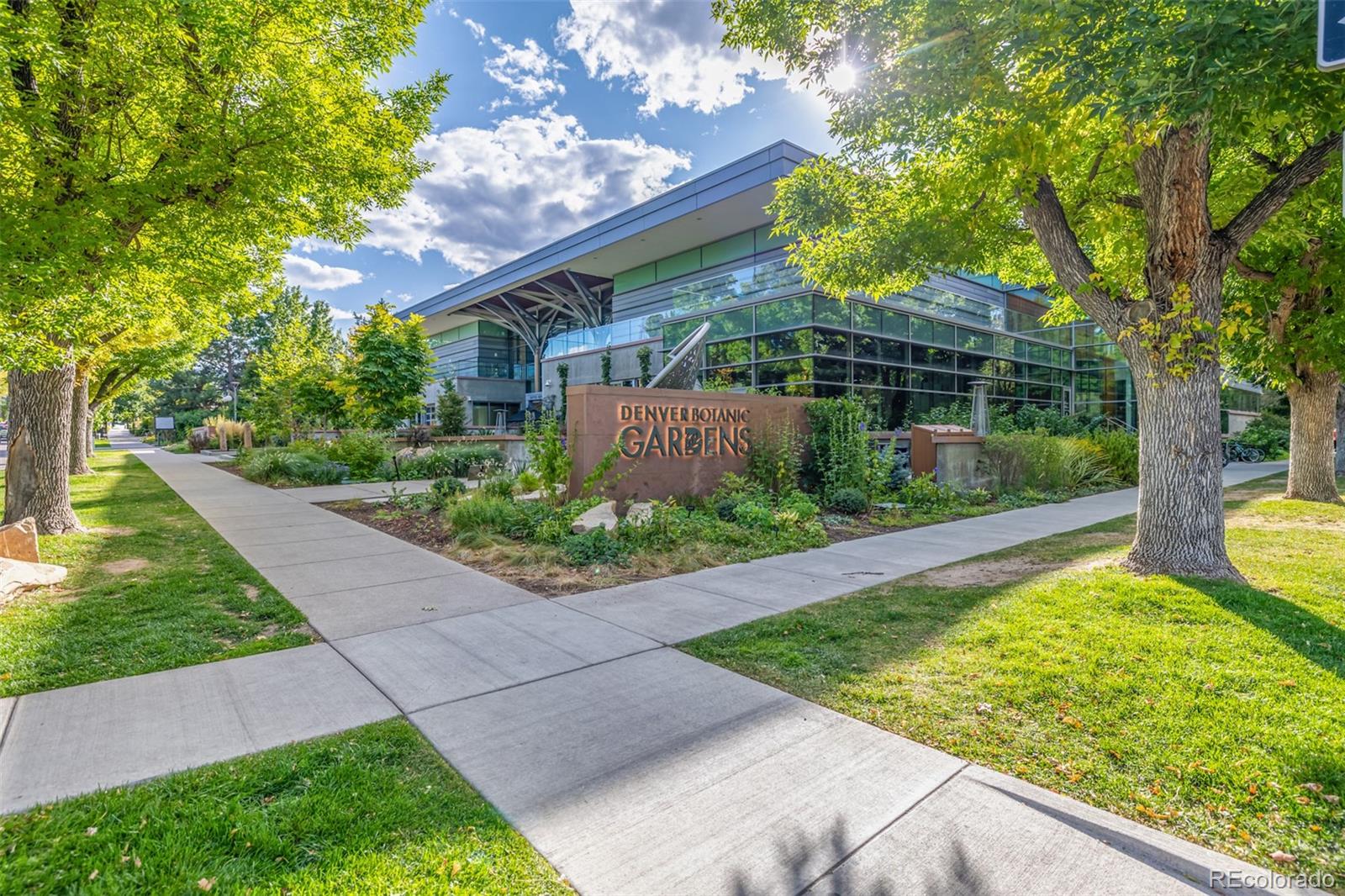 1245 Columbine Street Unit: 205