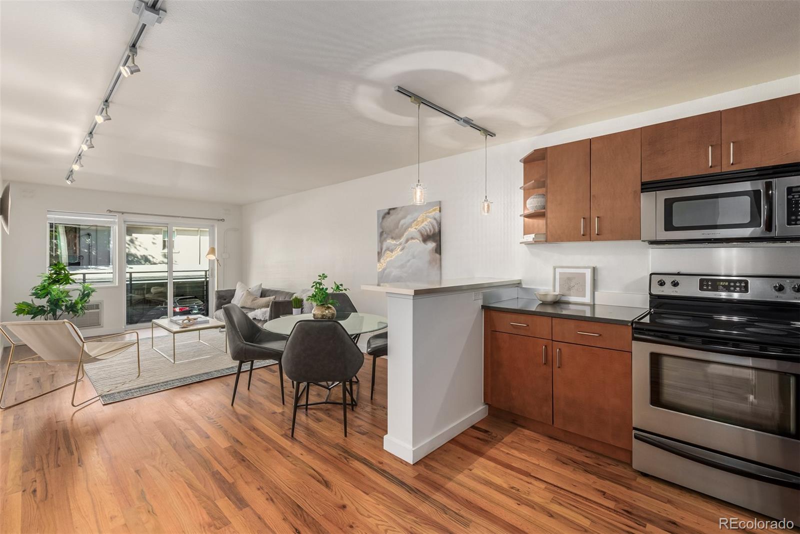 1245 Columbine Street Unit: 205