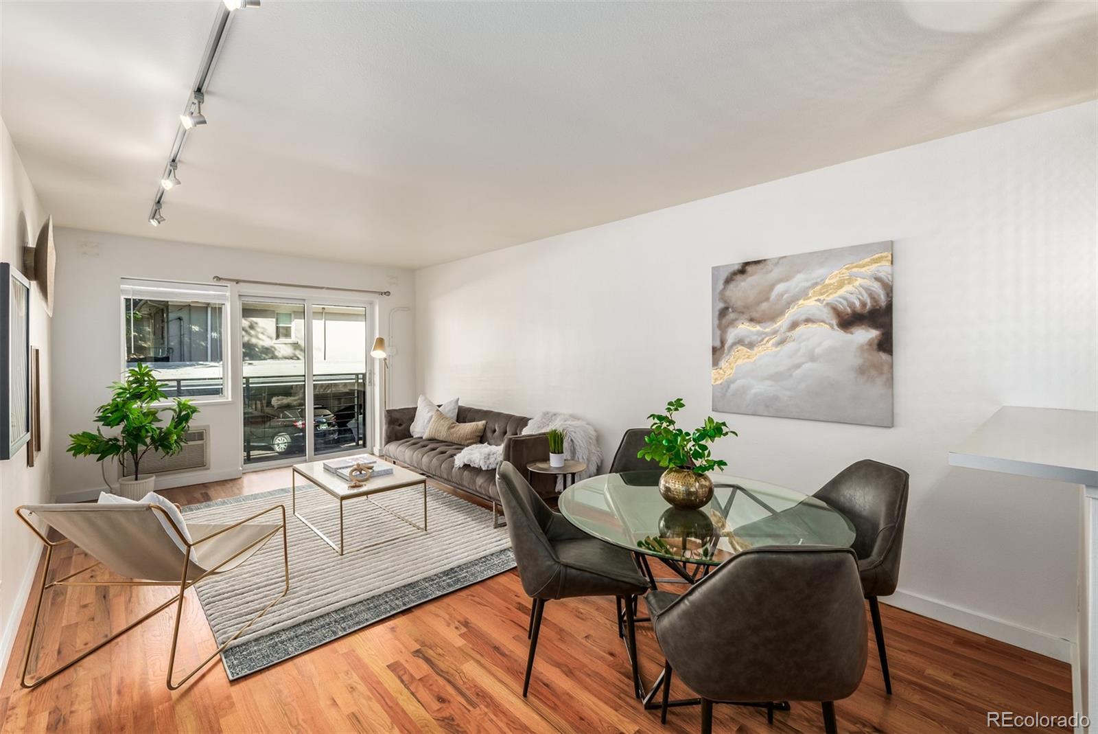 1245 Columbine Street Unit: 205
