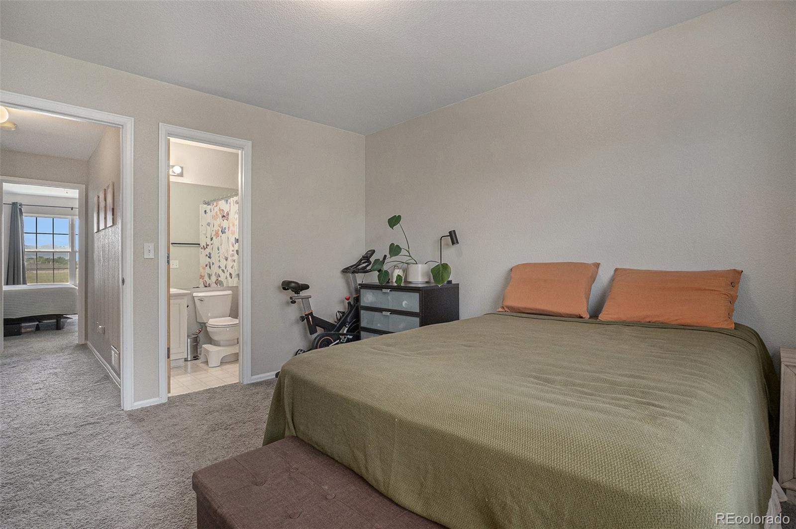 8259 S Fillmore Circle